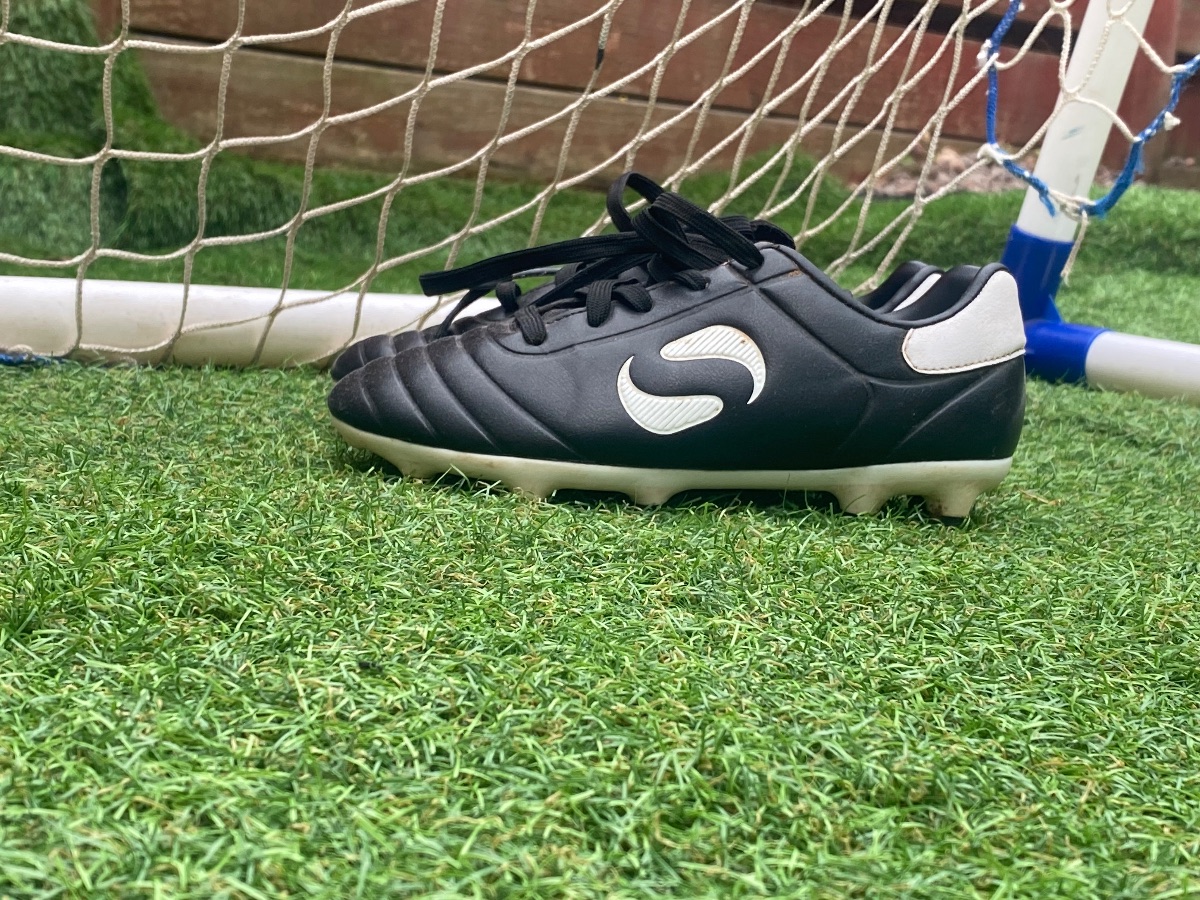 Black with white labelling boots — photo 1